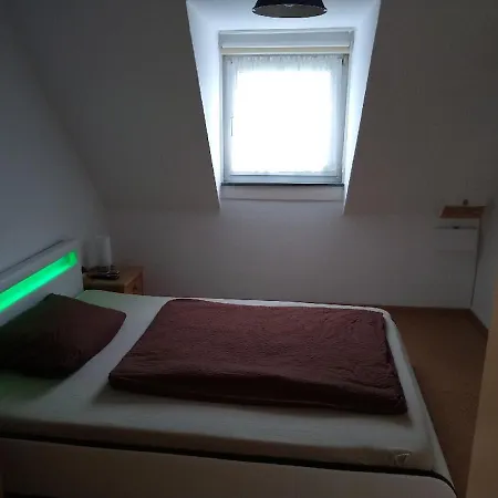 96 Qm Bis 4 Pers Nahe Winterberg Appartement *